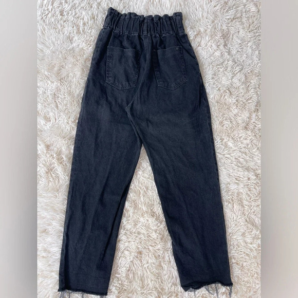 Zara elastic high waist paper bag mom jeans raw hem washed black size 2 - Picture 6 of 7